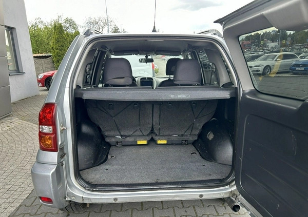Toyota RAV4 cena 18900 przebieg: 289000, rok produkcji 2004 z Górzno małe 137